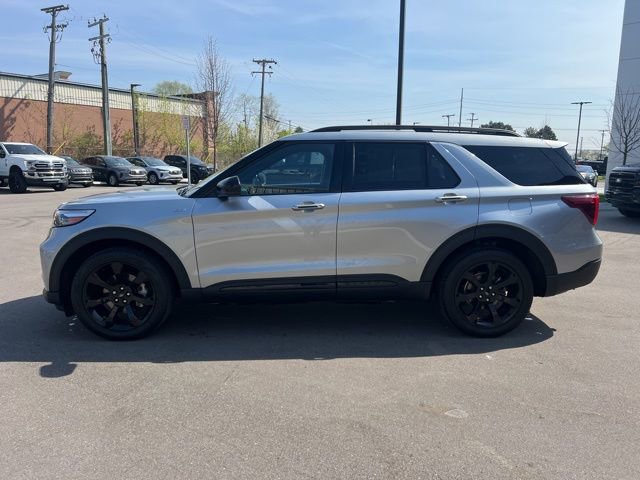 Certified 2024 Ford Explorer ST-Line w/ Class IV Trailer Tow Package AWD/4WD image 8