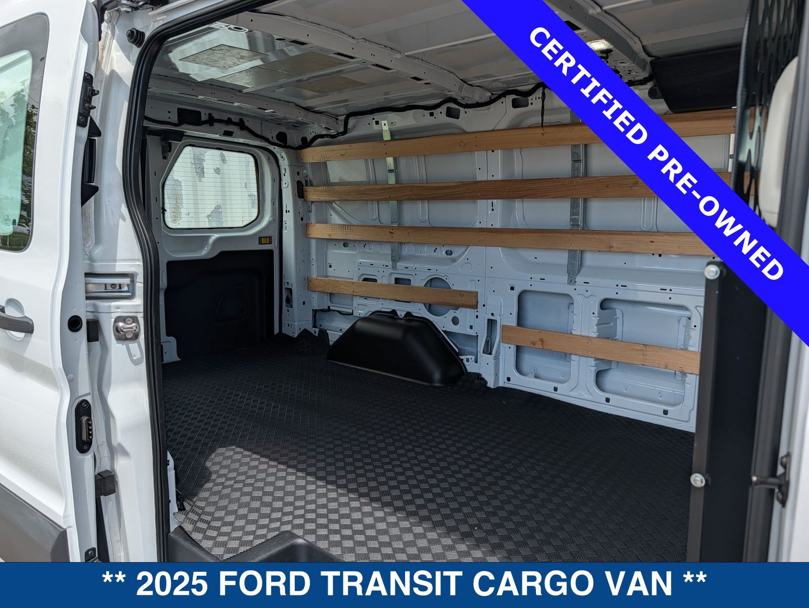 Certified 2025 Ford Transit 250 Low Roof w/ Exterior Upgrade Package RWD image 15