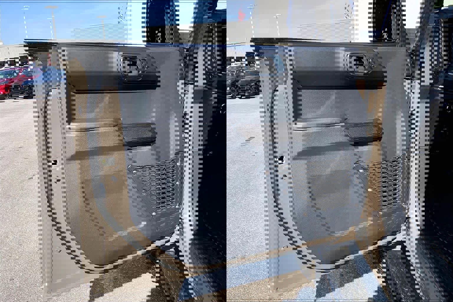 Certified 2025 Ford Bronco Outer Banks w/ Sasquatch Package image 22