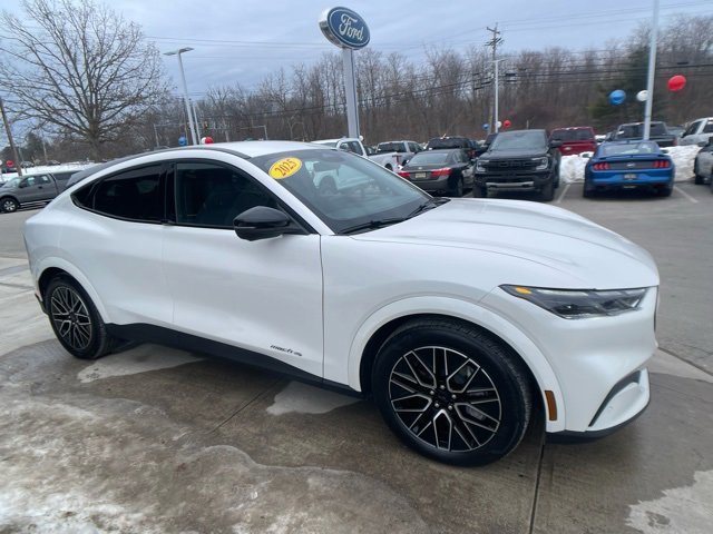 Certified 2025 Ford Mustang Mach-E Premium image 8