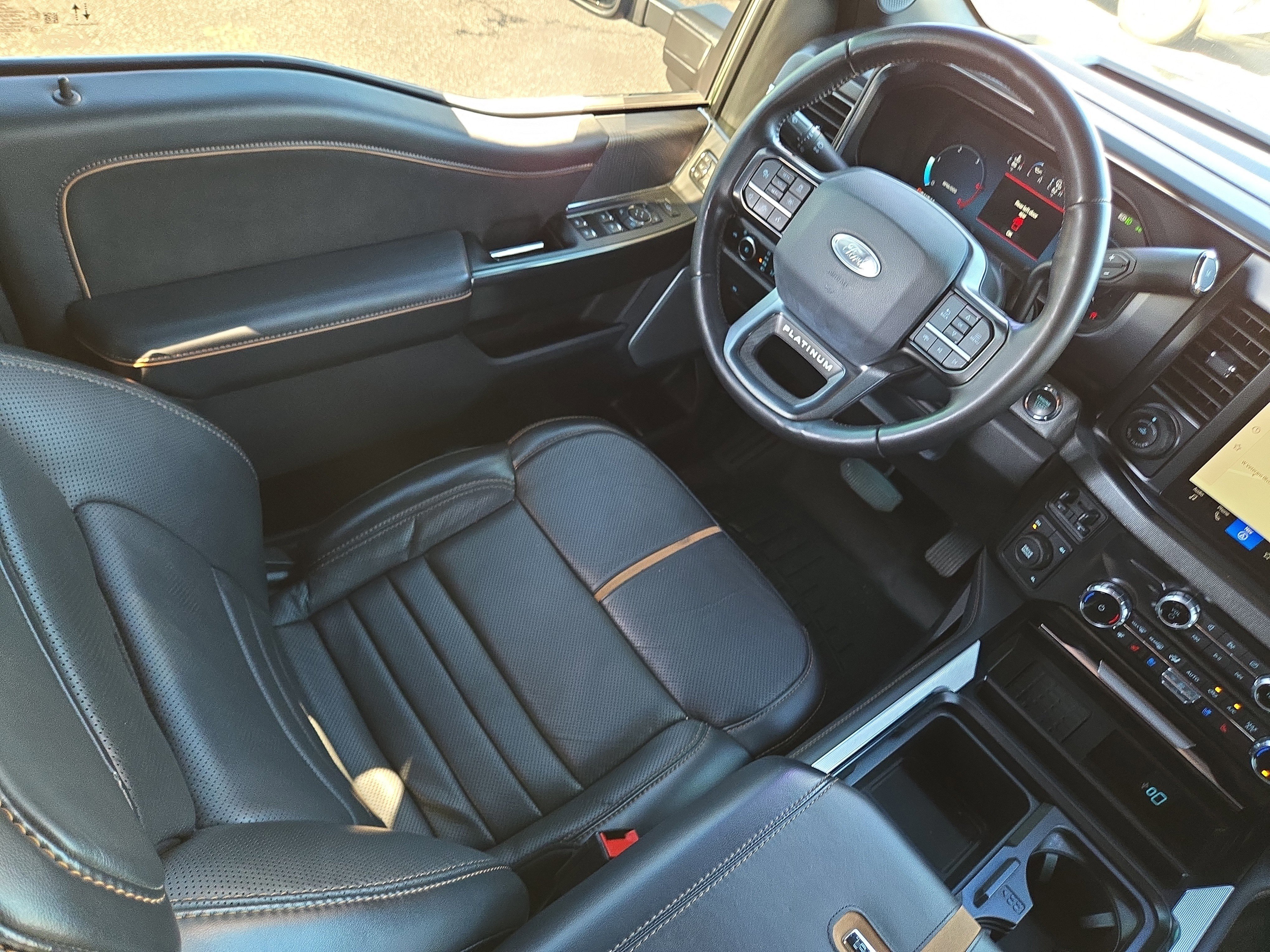 Certified 2023 Ford F450 Platinum w/ FX4 Off-Road Package image 20