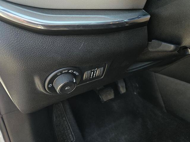 Used 2024 Jeep Compass Limited AWD/4WD image 20
