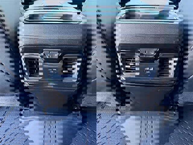 Used 2025 Chevrolet Silverado 2500 ZR2 image 14