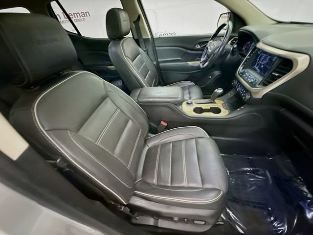 Used 2019 GMC Acadia Denali w/ Technology Package FWD image 31