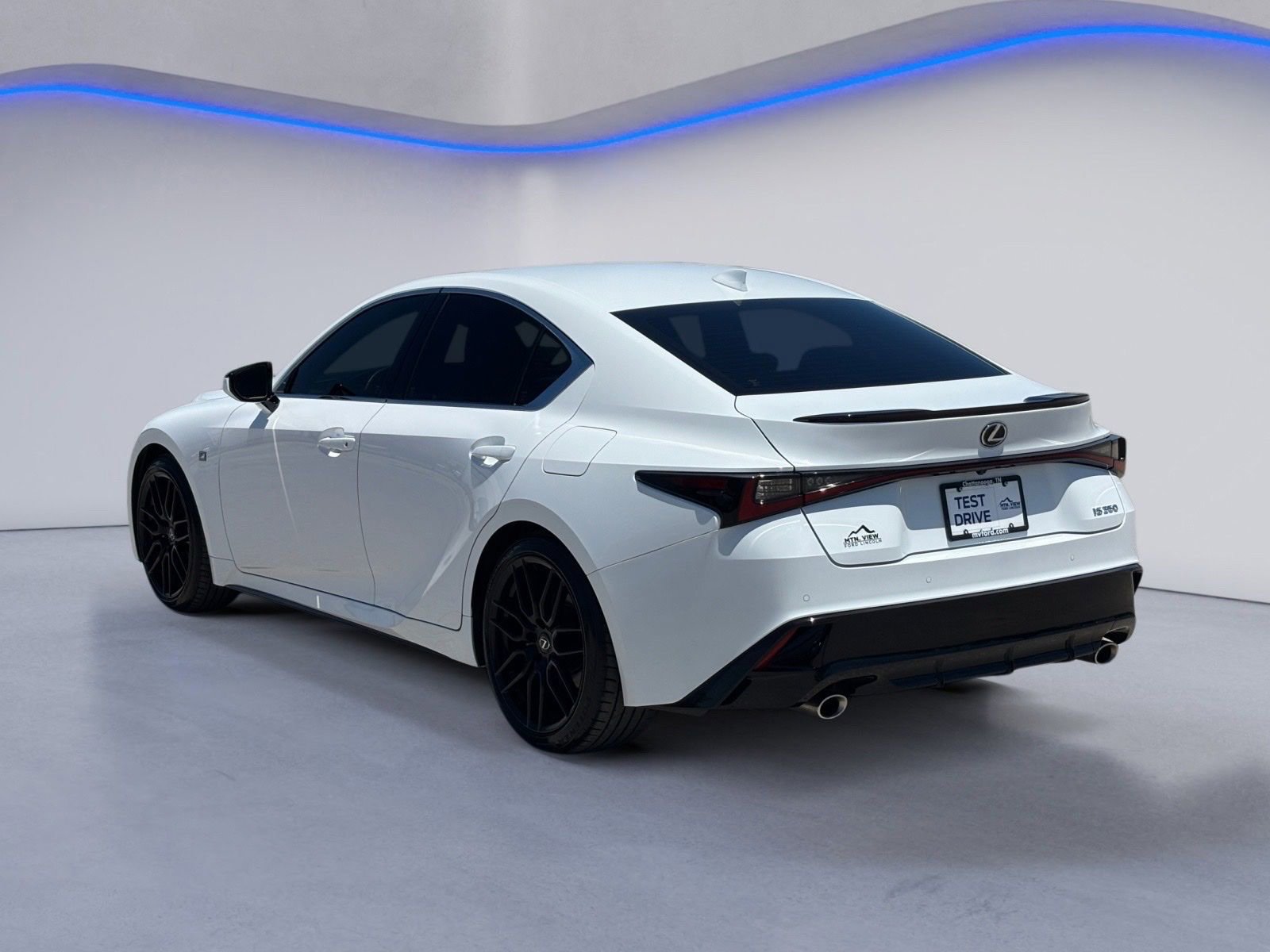 Used 2023 Lexus IS 350 F Sport RWD image 6