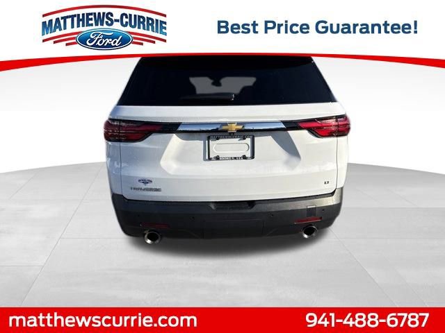 Used 2022 Chevrolet Traverse LT image 3
