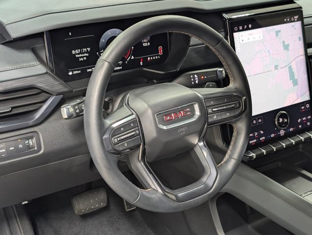 Used 2025 GMC Acadia AT4 AWD/4WD image 8