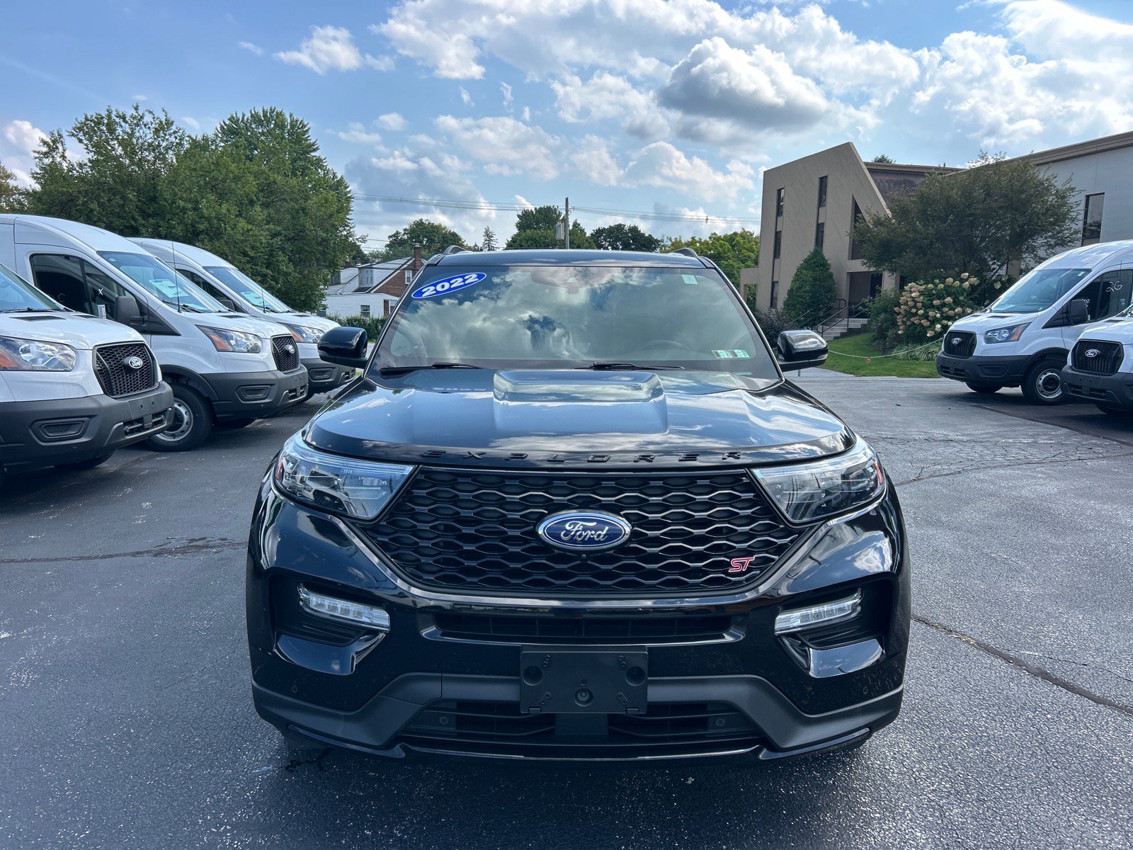 Certified 2022 Ford Explorer ST w/ Equipment Group 401A AWD/4WD image 2