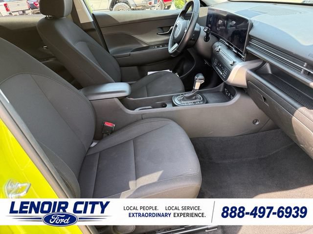 Used 2025 Hyundai Kona SEL FWD image 13