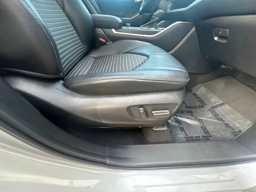 Used 2022 Toyota Highlander XSE image 30