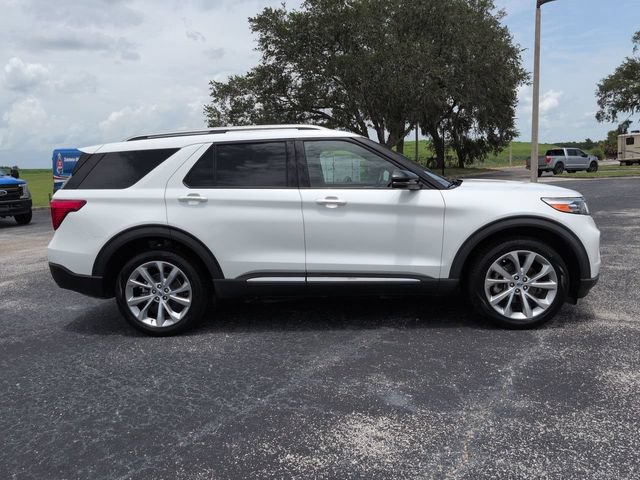 Certified 2022 Ford Explorer Platinum w/ Equipment Group 601A AWD/4WD image 4