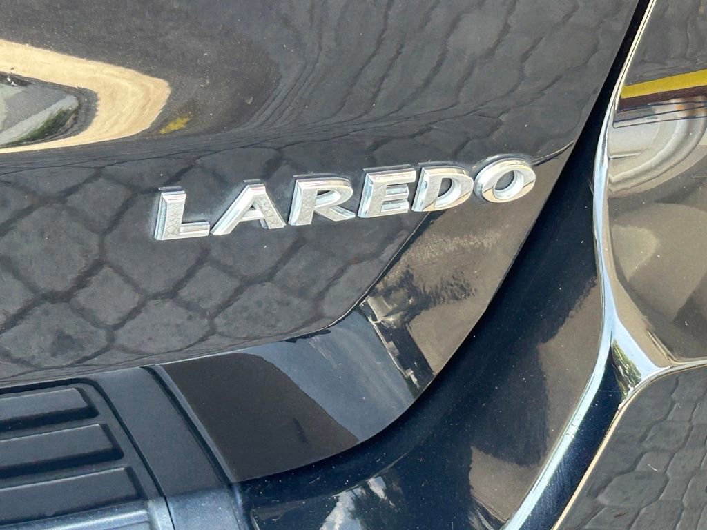 Used 2019 Jeep Grand Cherokee Laredo image 19