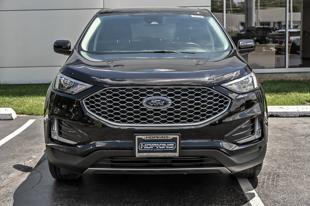 Certified 2024 Ford Edge SEL w/ Convenience Package AWD/4WD image 4