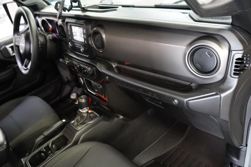Used 2021 Jeep Wrangler Unlimited Sport AWD/4WD image 19