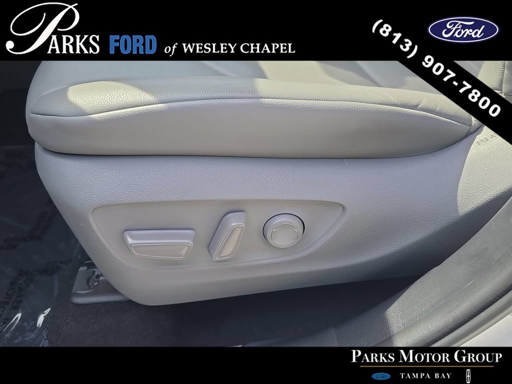 Used 2022 Toyota Highlander XLE FWD image 20
