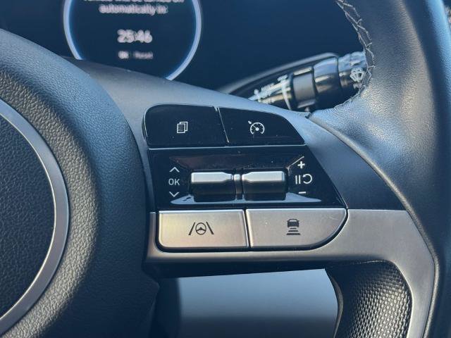 Used 2023 Hyundai Elantra Limited w/ Preferred Accessory Package FWD image 22