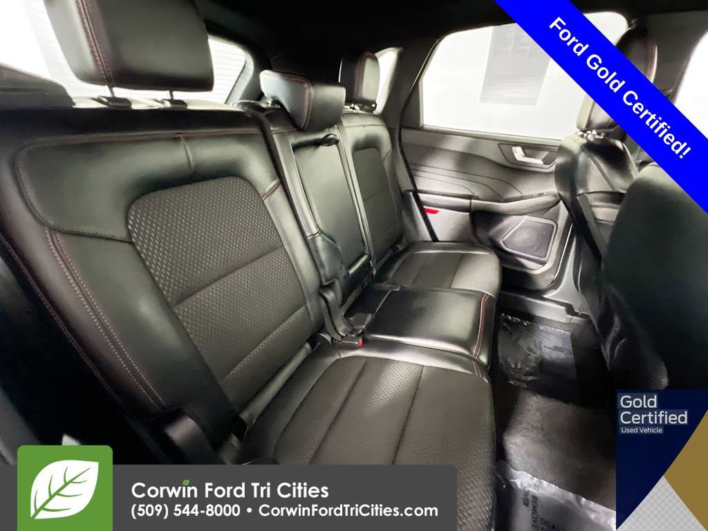 Certified 2024 Ford Escape ST-Line AWD/4WD image 17