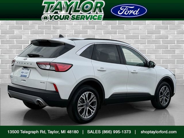 Certified 2022 Ford Escape SEL image 3