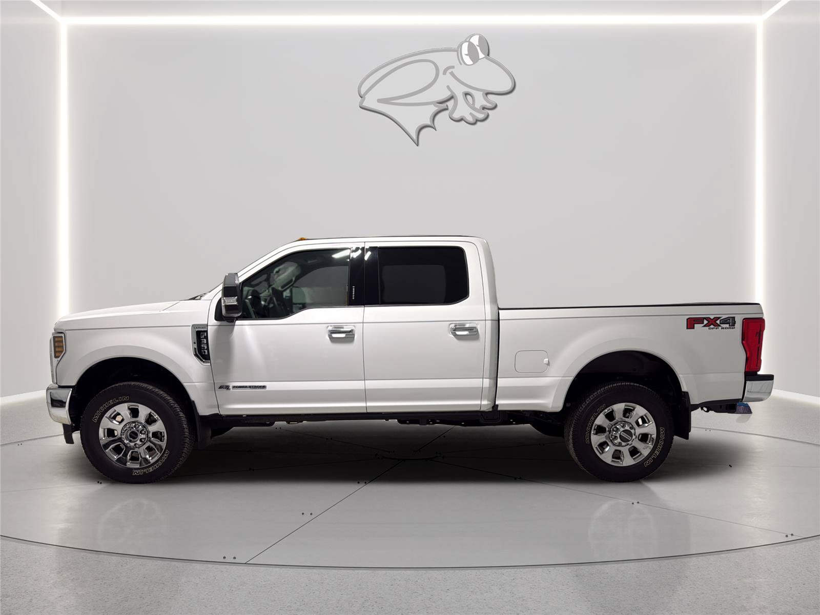 Certified 2019 Ford F350 Lariat w/ Chrome Package AWD/4WD image 2
