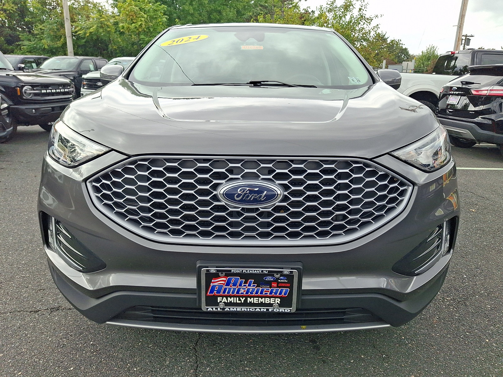Certified 2024 Ford Edge SEL w/ Convenience Package AWD/4WD image 3
