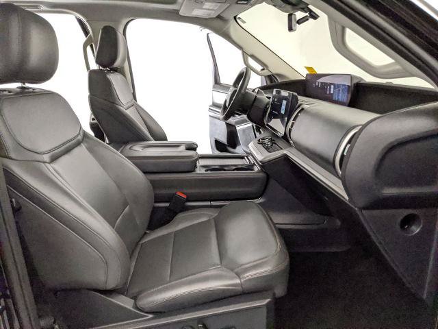 Certified 2025 Ford Expedition Active AWD/4WD image 22