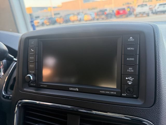 Used 2017 Dodge Grand Caravan SXT FWD image 10