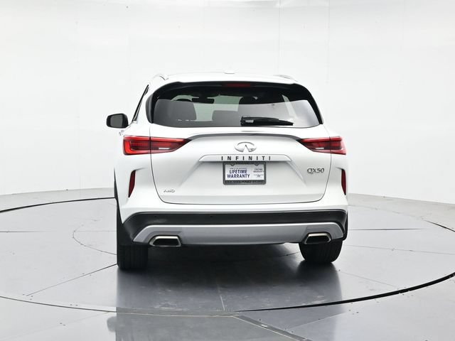 Used 2023 INFINITI QX50 Sensory AWD/4WD image 8