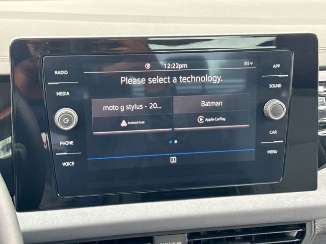 Used 2025 Volkswagen Jetta SE w/ Sunroof Package FWD image 16