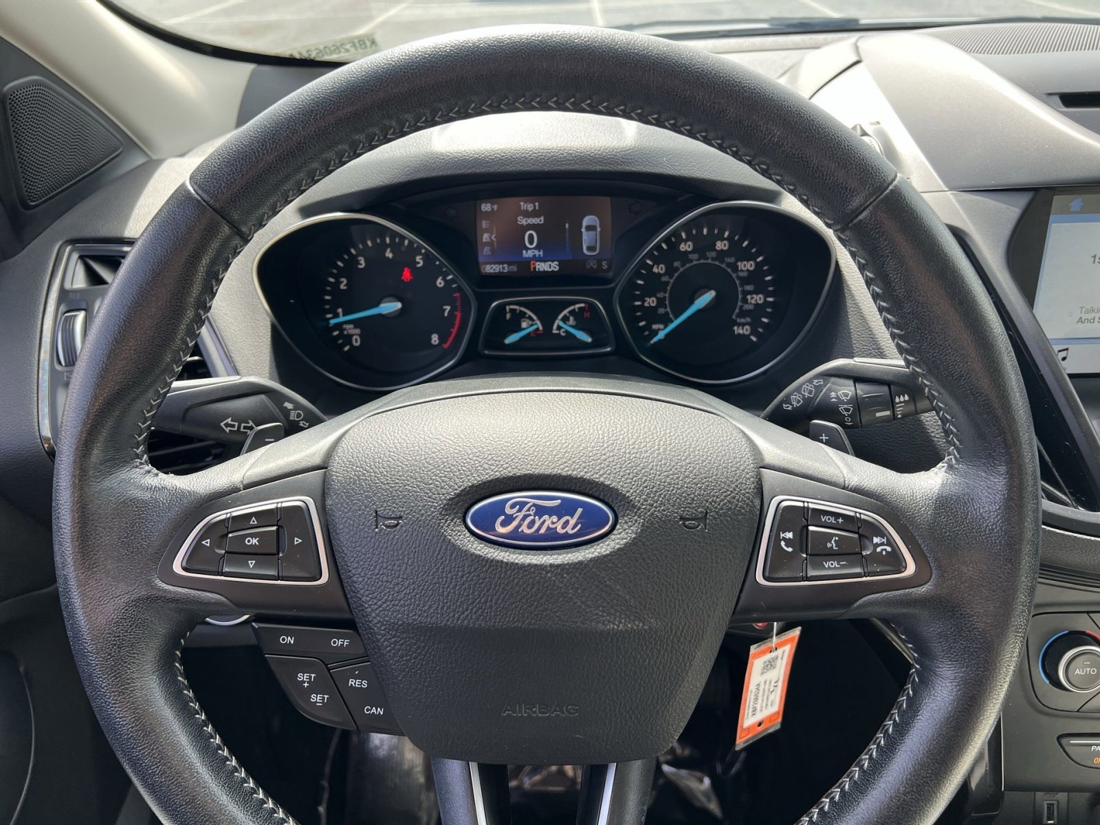 Certified 2018 Ford Escape SEL w/ SEL Sport Appearance Package image 16