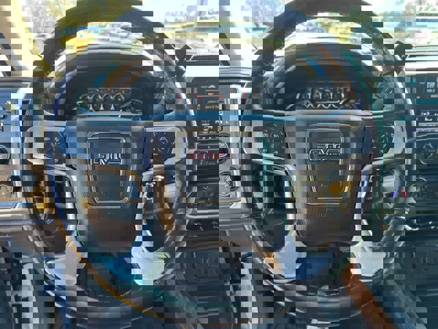 Used 2018 GMC Sierra 1500 SLT image 16