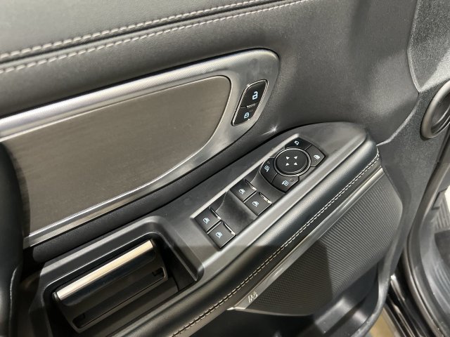 Certified 2025 Ford Expedition Platinum w/ Driver's Package AWD/4WD image 23
