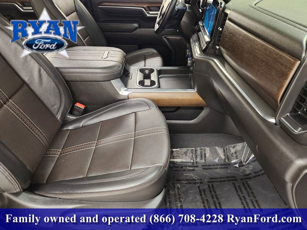 Used 2025 Chevrolet Silverado 2500 High Country image 10