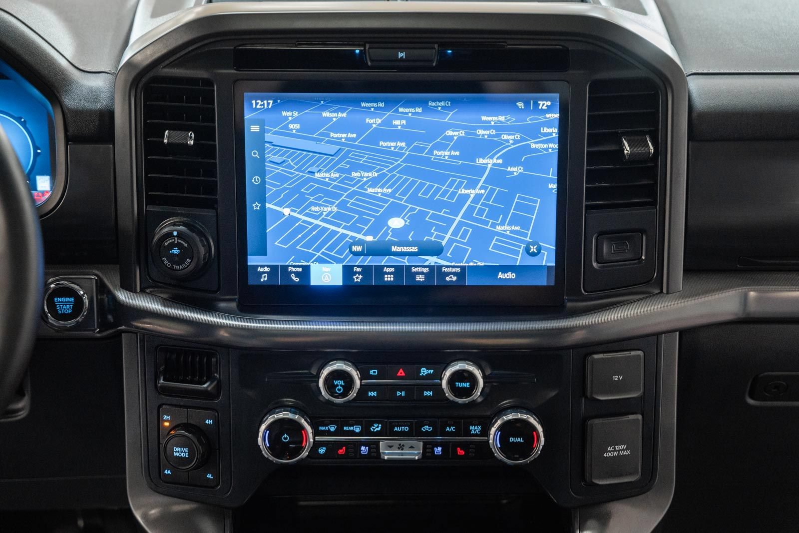 Certified 2025 Ford F150 Lariat AWD/4WD image 26