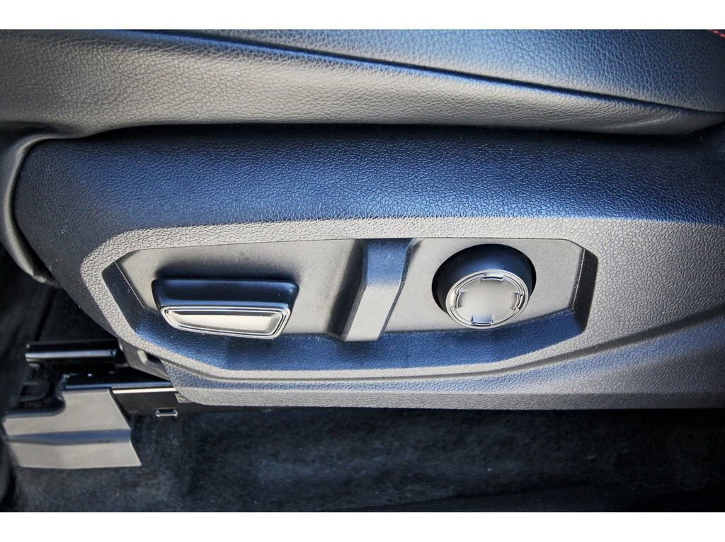 Used 2025 Toyota Tacoma TRD Pro image 30