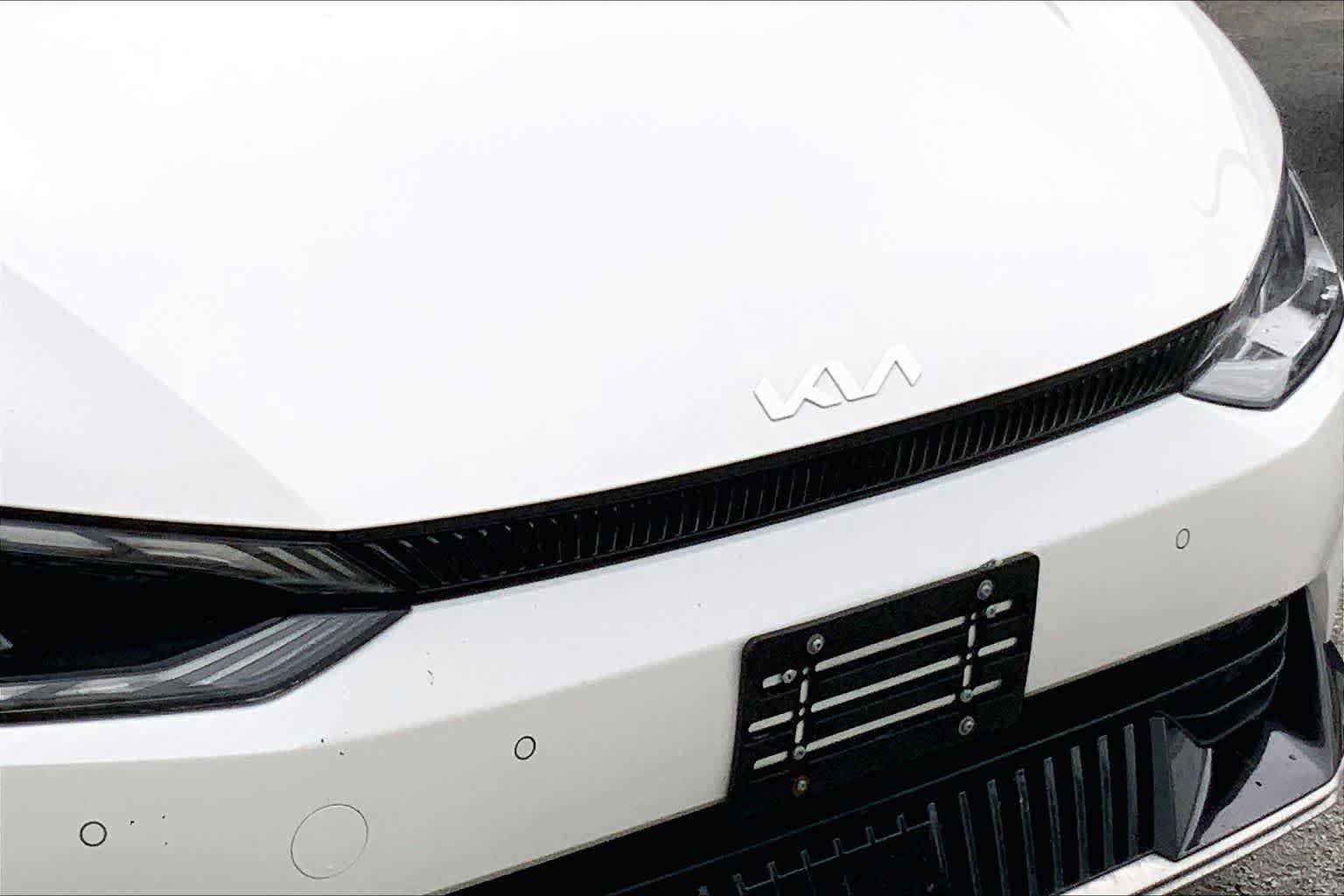 Used 2022 Kia EV6 Wind RWD image 25