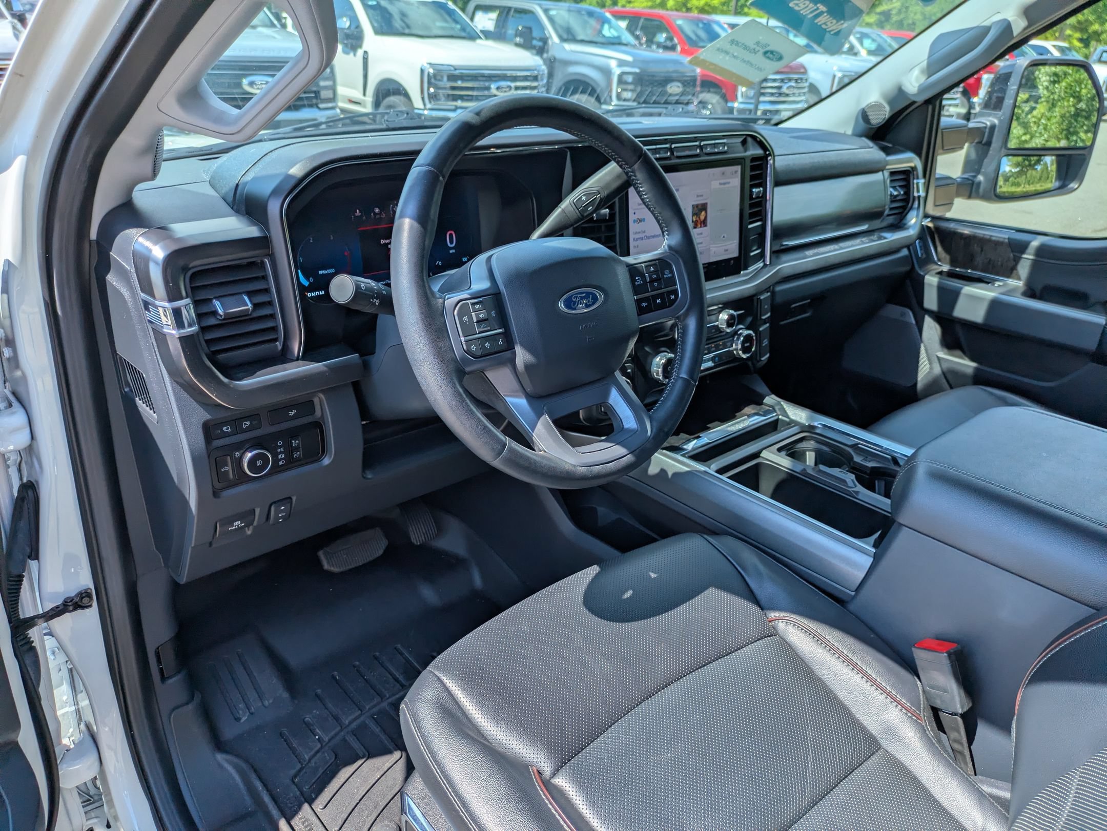 Certified 2023 Ford F250 Lariat w/ Black Appearance Package AWD/4WD image 15