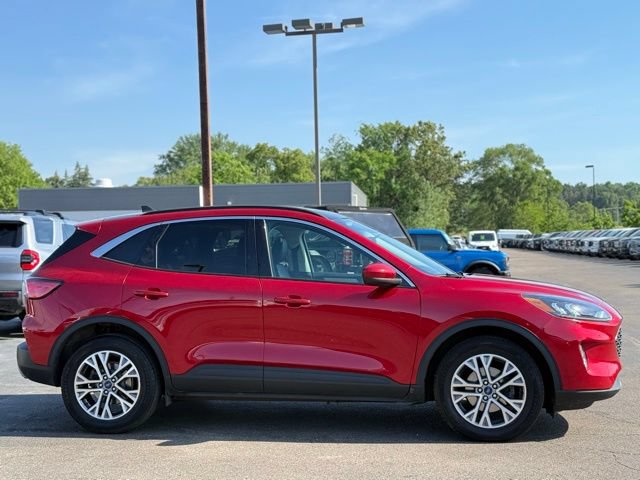 Certified 2022 Ford Escape SEL w/ Technology Package AWD/4WD image 33