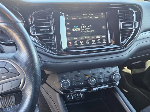 Used 2023 Dodge Durango SXT image 9