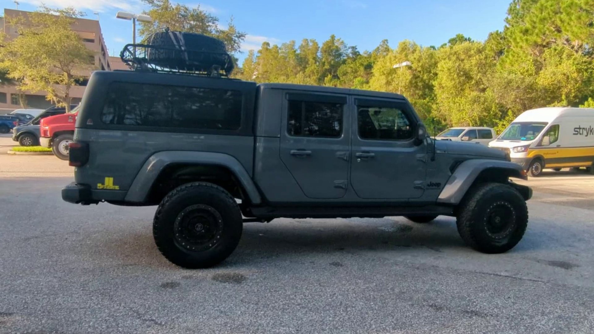 Used 2022 Jeep Gladiator Overland AWD/4WD image 31