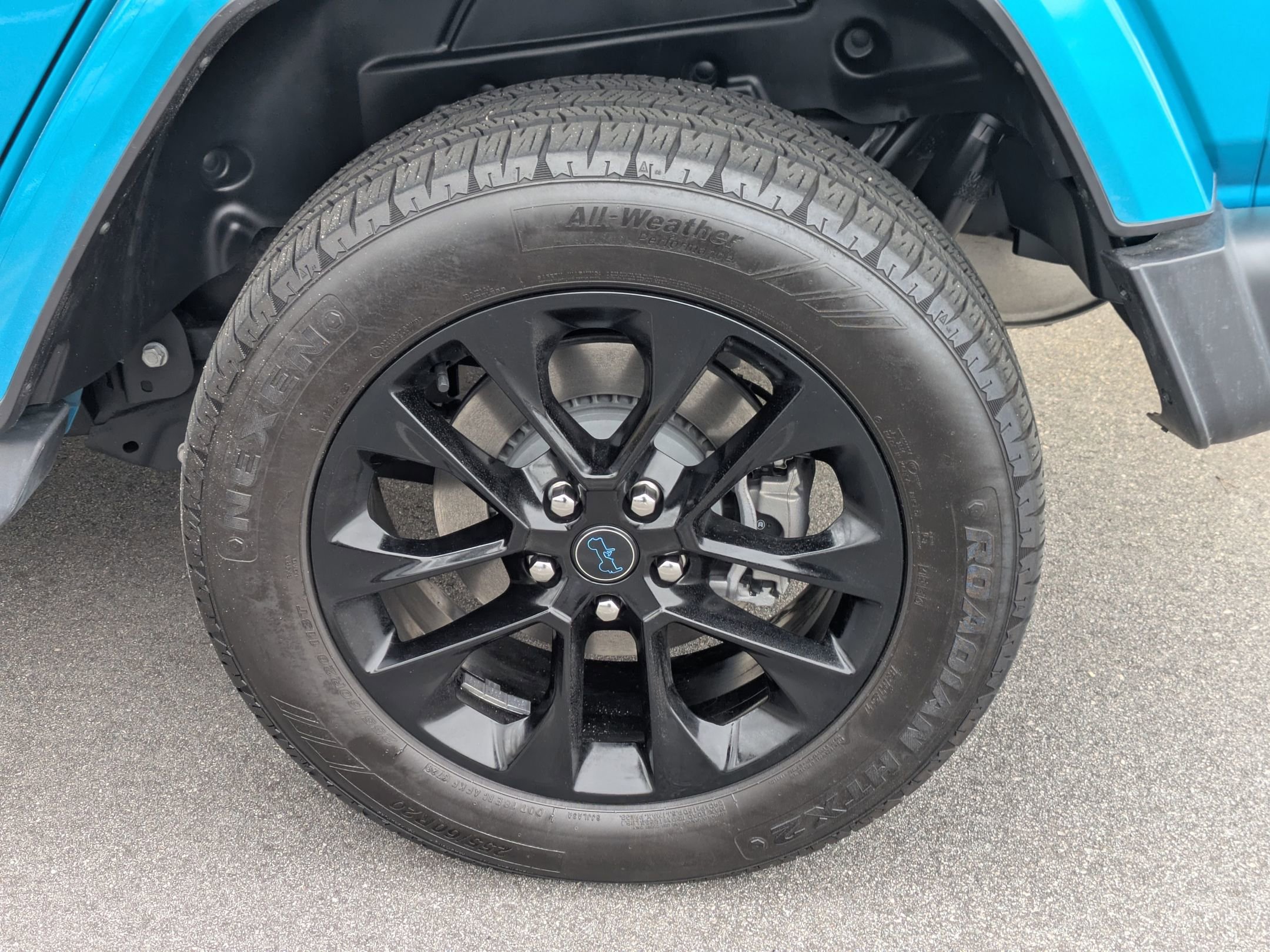 Used 2024 Jeep Wrangler Unlimited Sahara w/ Technology Group image 8