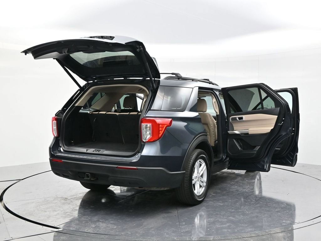 Certified 2022 Ford Explorer XLT w/ Class IV Trailer Tow Package image 61