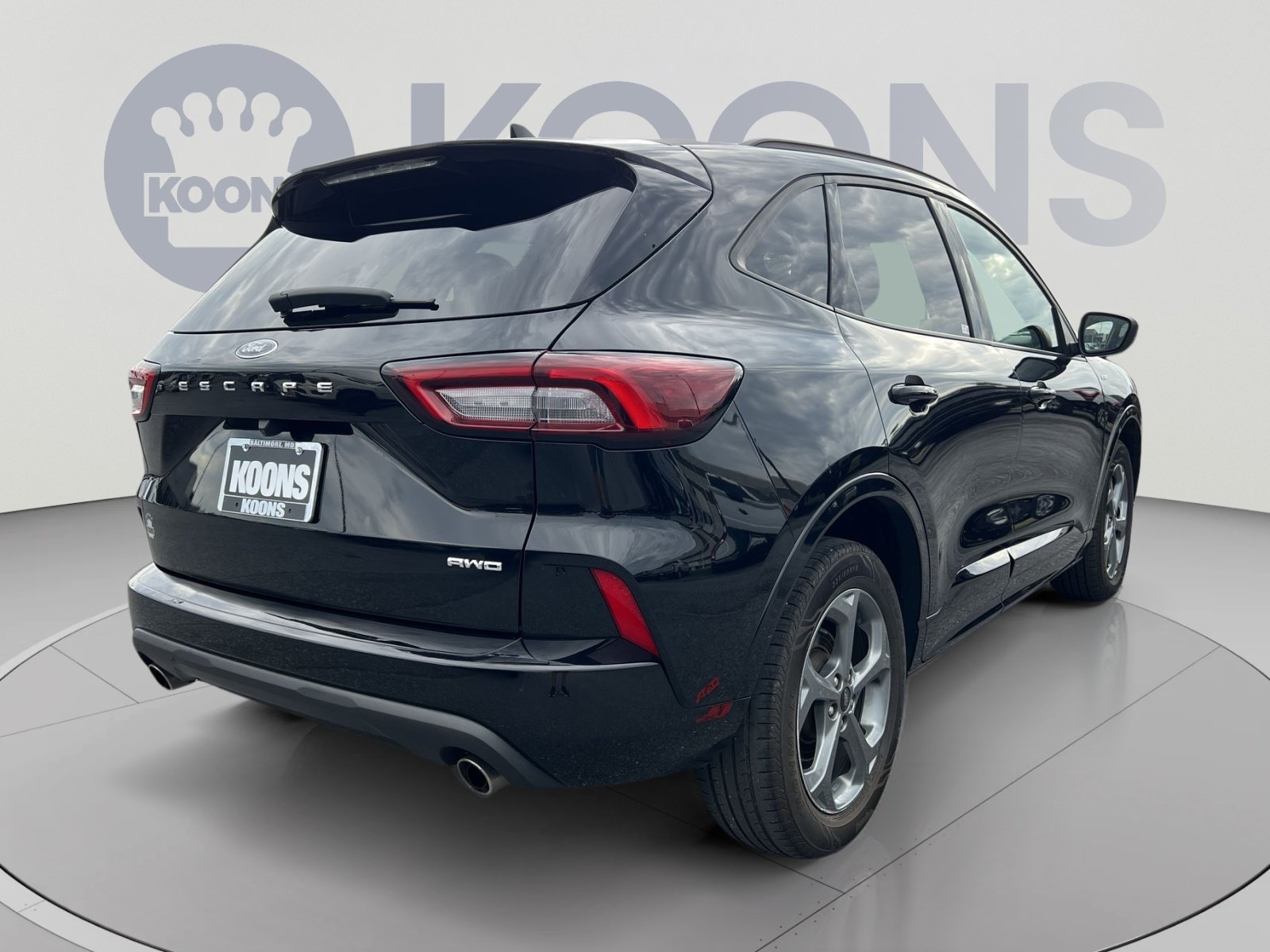 Certified 2024 Ford Escape ST-Line AWD/4WD image 7