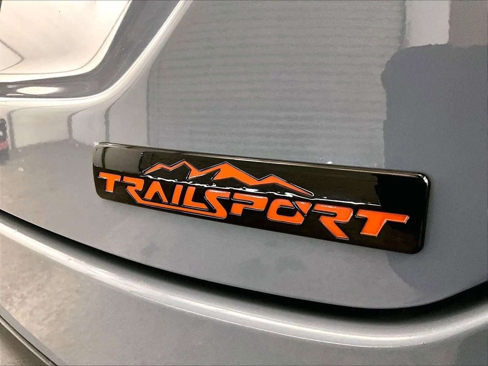 Used 2025 Honda Pilot TrailSport image 13