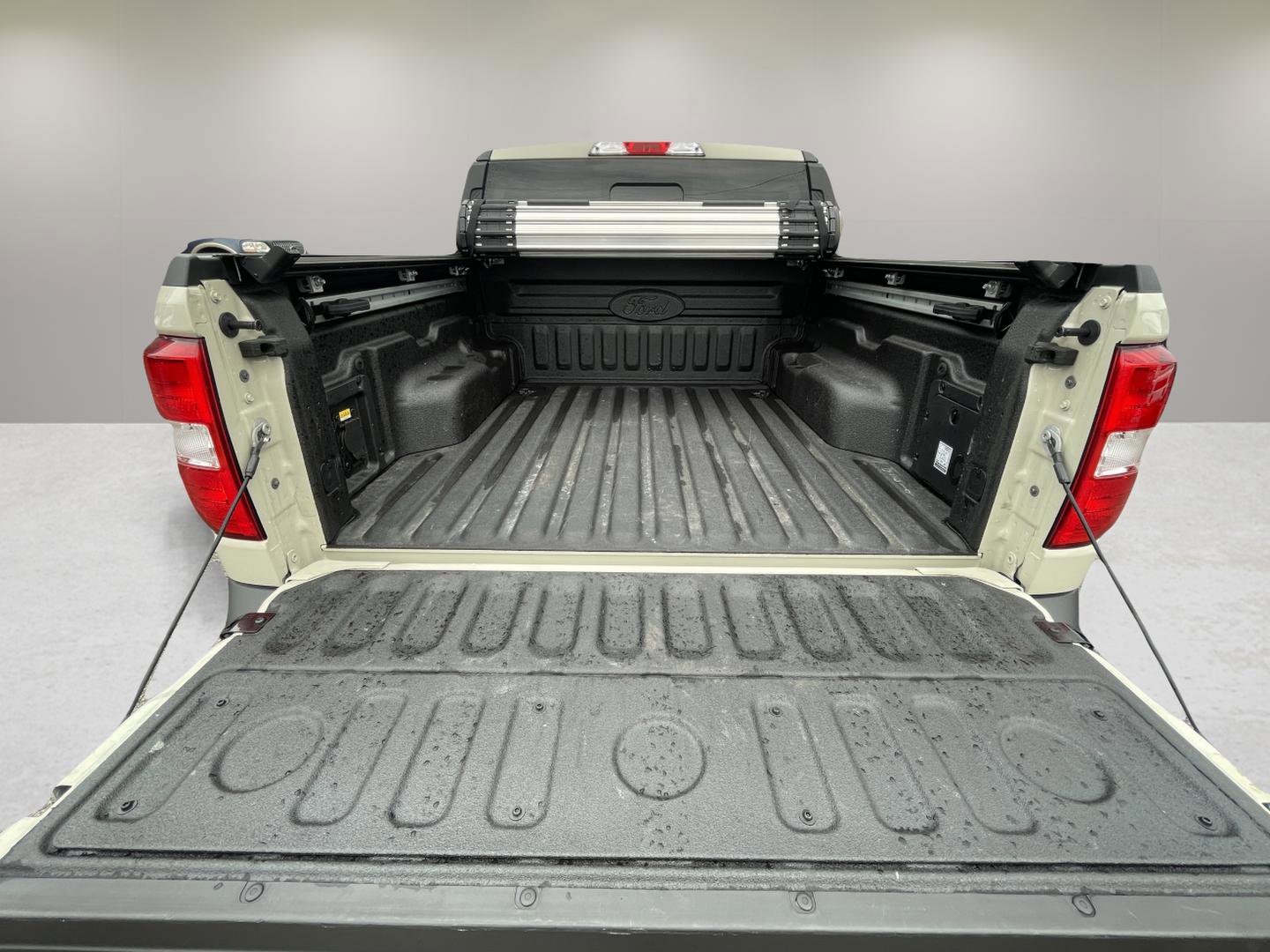 Certified 2024 Ford Maverick Lariat image 37