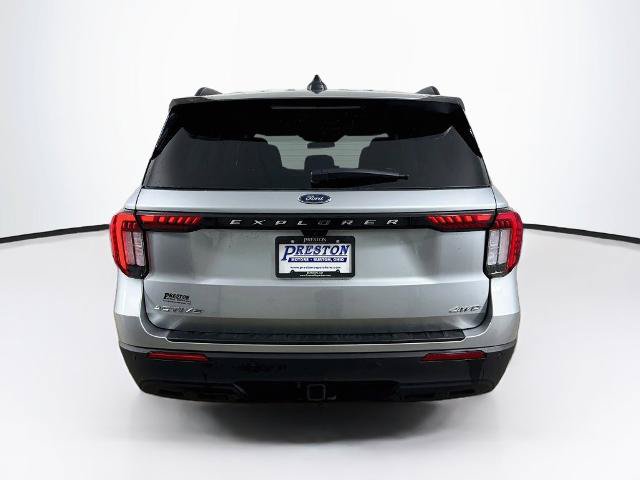 Certified 2025 Ford Explorer Active AWD/4WD image 6