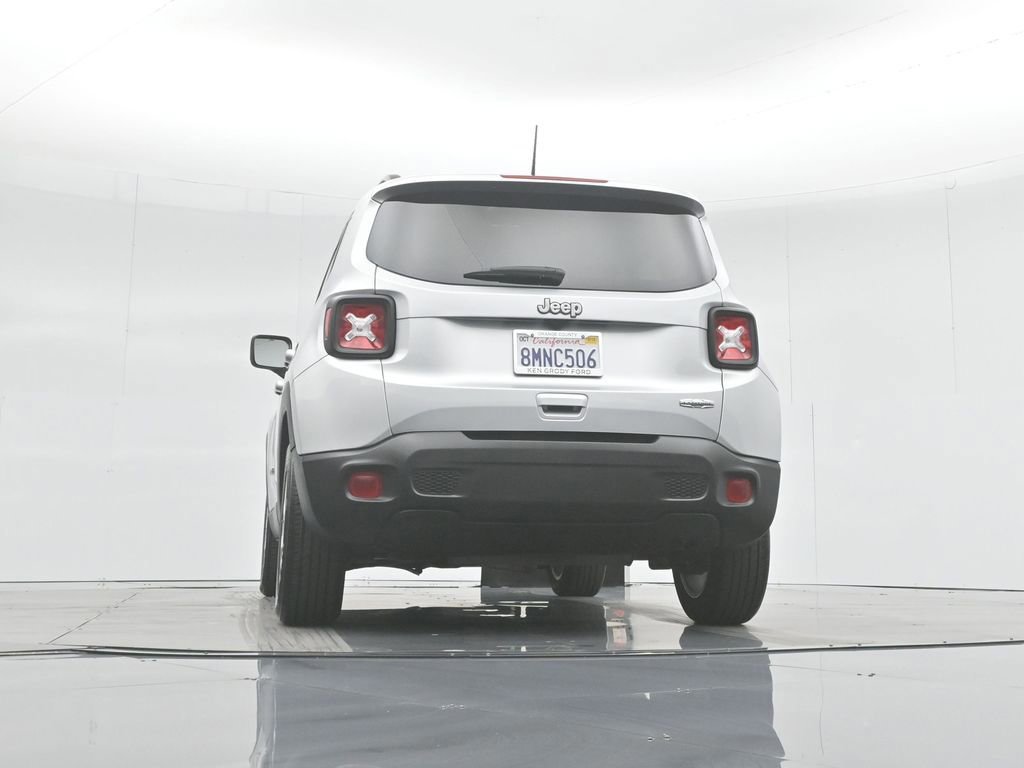 Used 2019 Jeep Renegade Latitude image 16