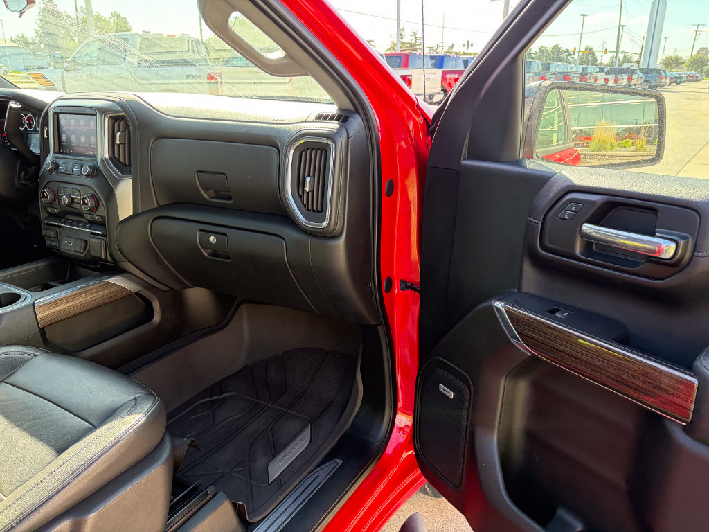 Used 2020 Chevrolet Silverado 1500 RST w/ Rally Edition AWD/4WD image 17