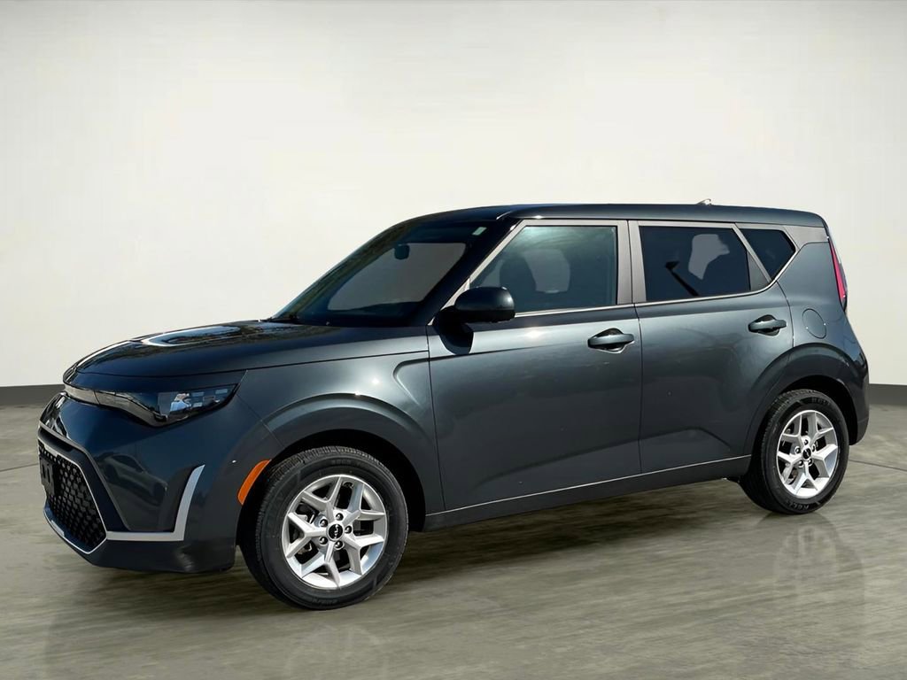 Used 2024 Kia Soul LX w/ Option Group 015 image 2