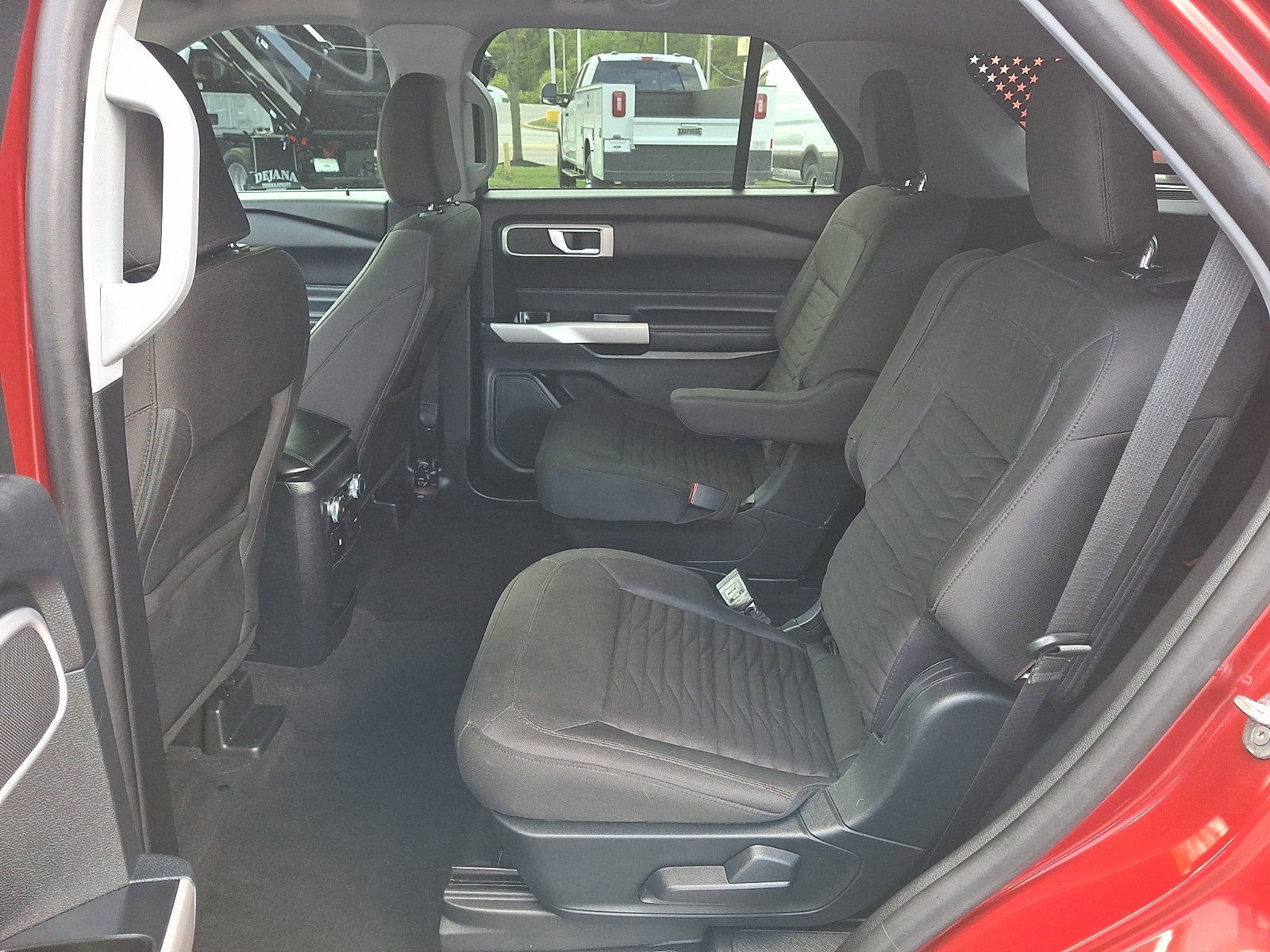 Certified 2021 Ford Explorer XLT image 11