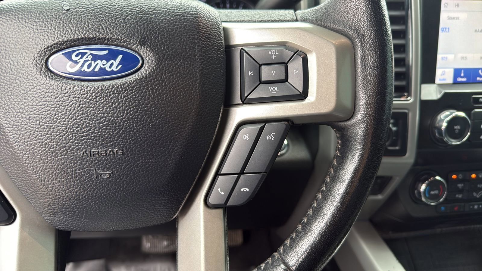 Certified 2021 Ford F350 Lariat w/ Lariat Ultimate Package AWD/4WD image 12